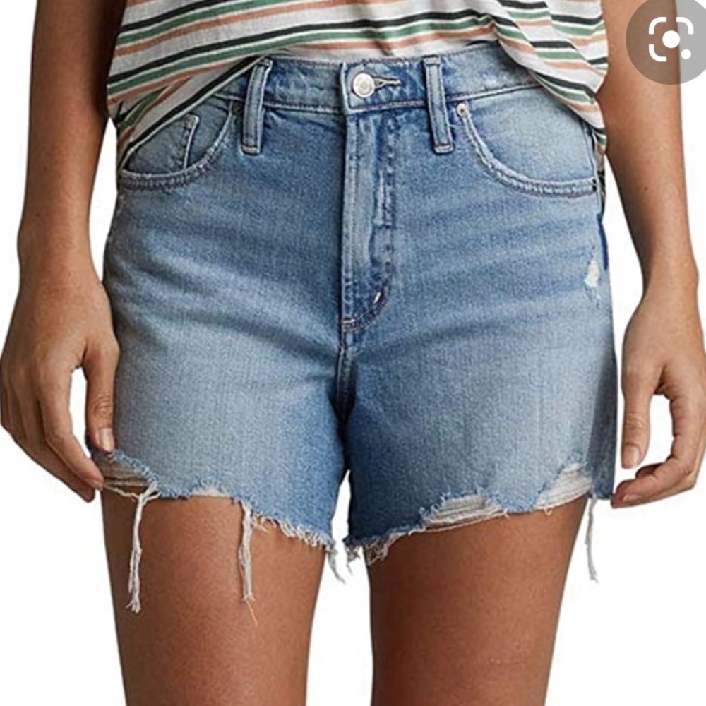 NWT Silver Jeans Shorts